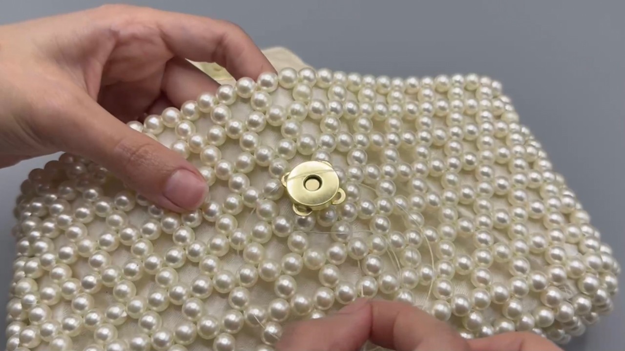 How to attaching Magnetic to a Beaded Bag🤍 طريق تركيب المغناطيس للحقيبة الخرز
