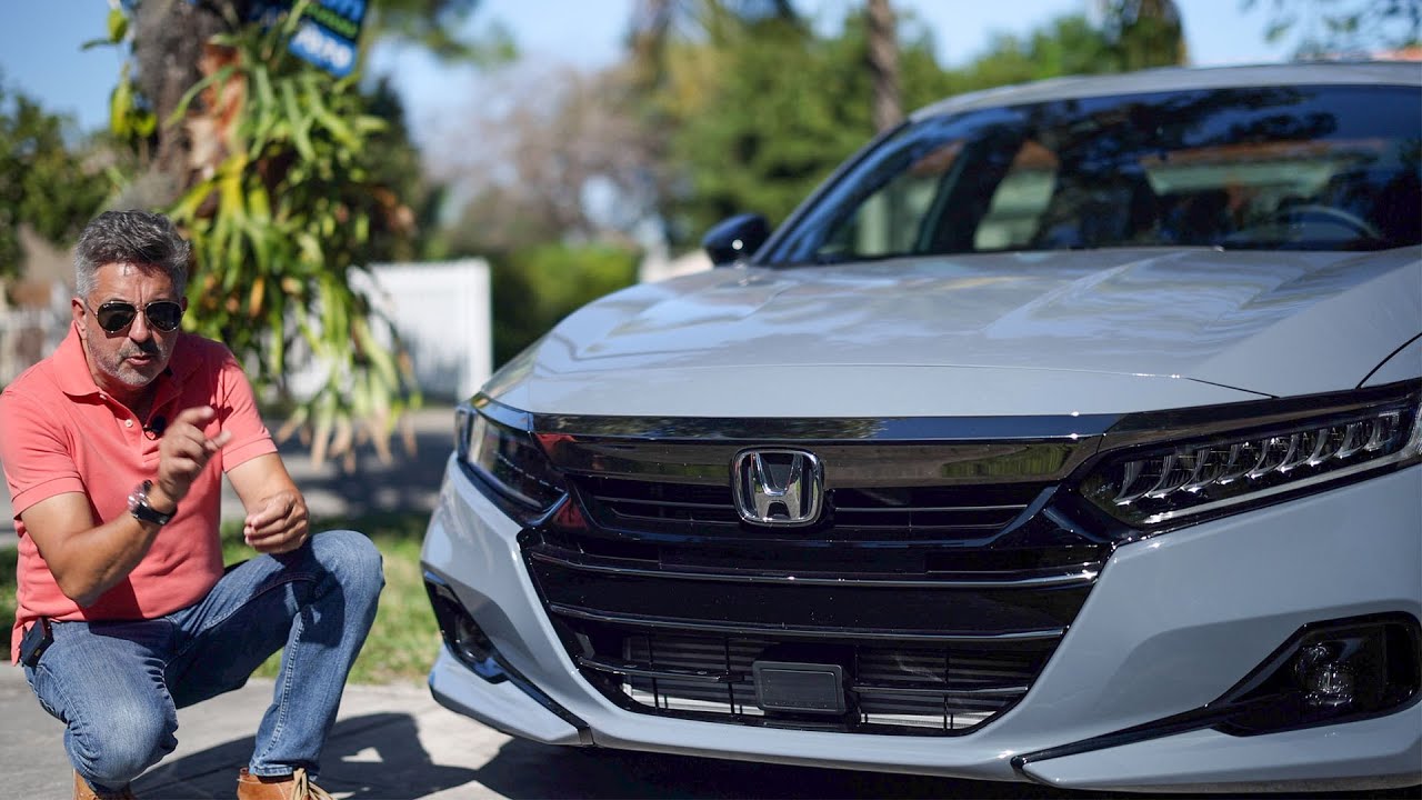 De los autos más populares • 2021 Honda Accord Sport 2.0T