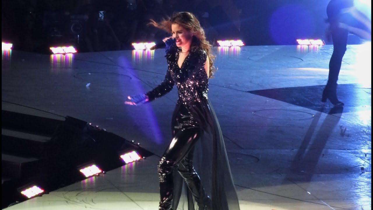 Selena Gomez - Hands to Myself Live The Revival Tour Ottawa, ON