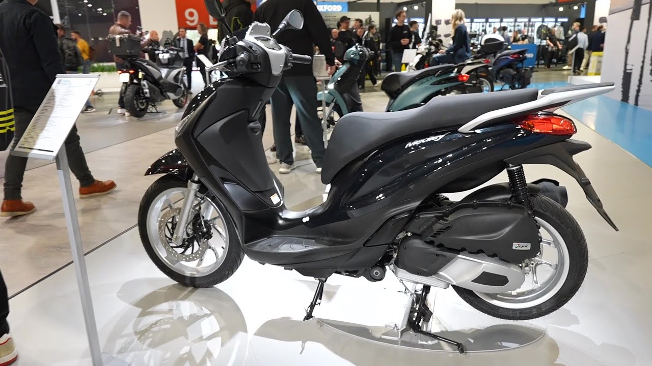 PIAGGIO Medley 125 scooter 2026