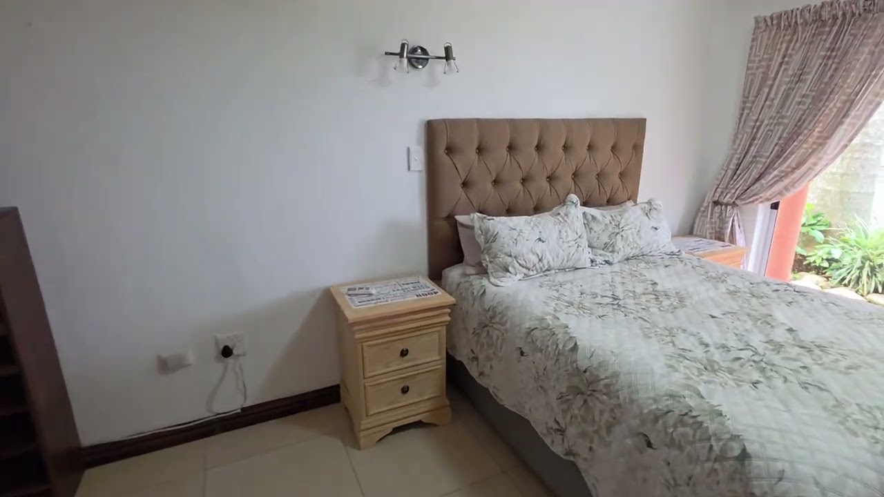 Beautiful, pet friendly 3 bedroom, 2.5 bathroom unit in tranquil Uvongo