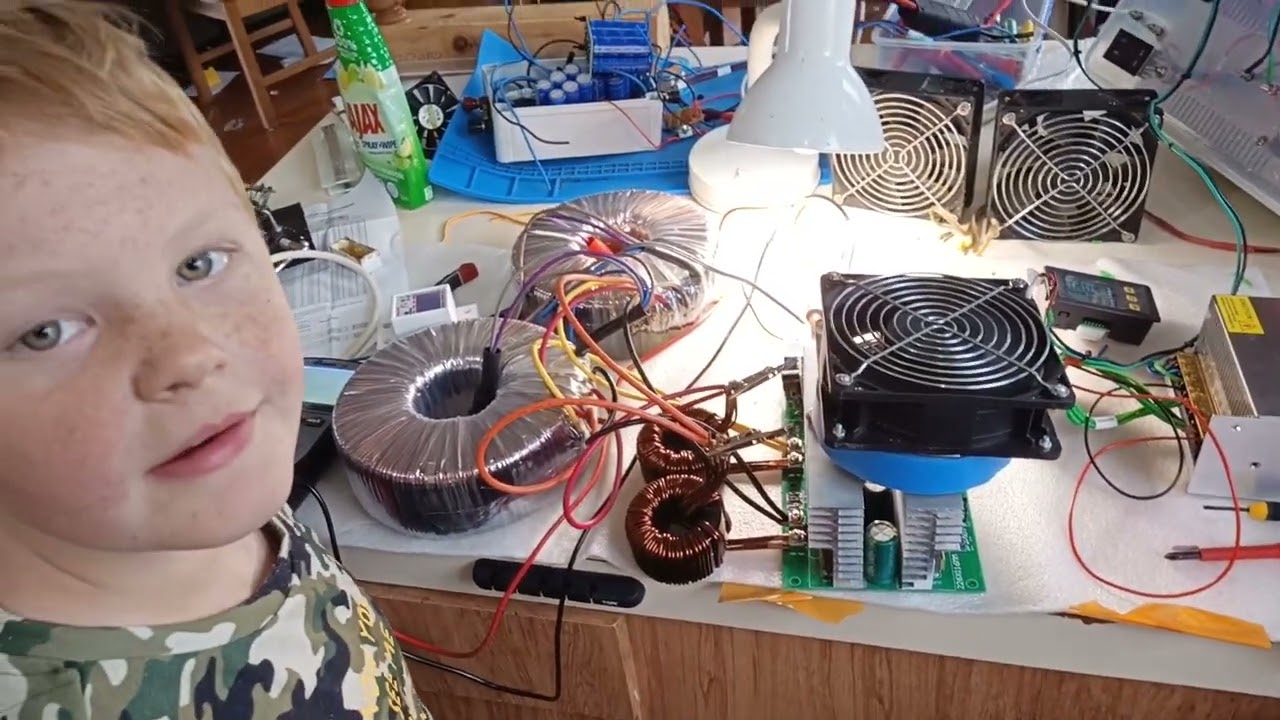 Toroidal transformers connected in parallel