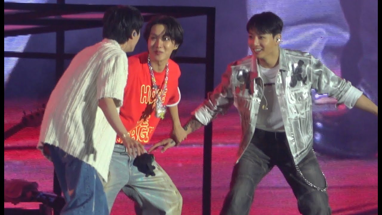 HOPE ON THE STAGE' FINAL GOYANG -Jamais Vu  JIN & JHOPE & JUNGKOOK (석진.제이홉.정국)