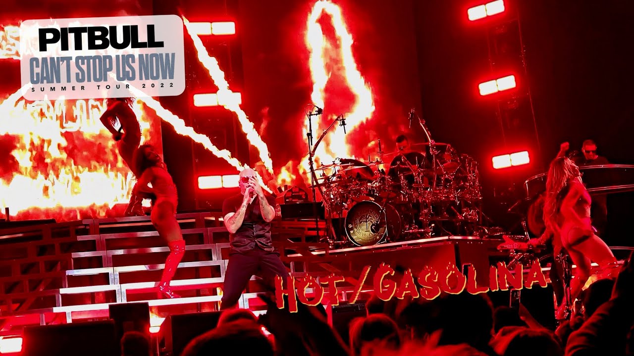 Pitbull - Hot/Gasolina (Live in Nashville)