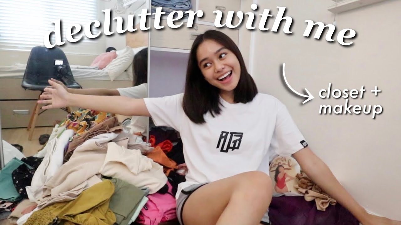 DECLUTTER w/ Me: Closet & Makeup Collection!! 🧚 | ThatsBella