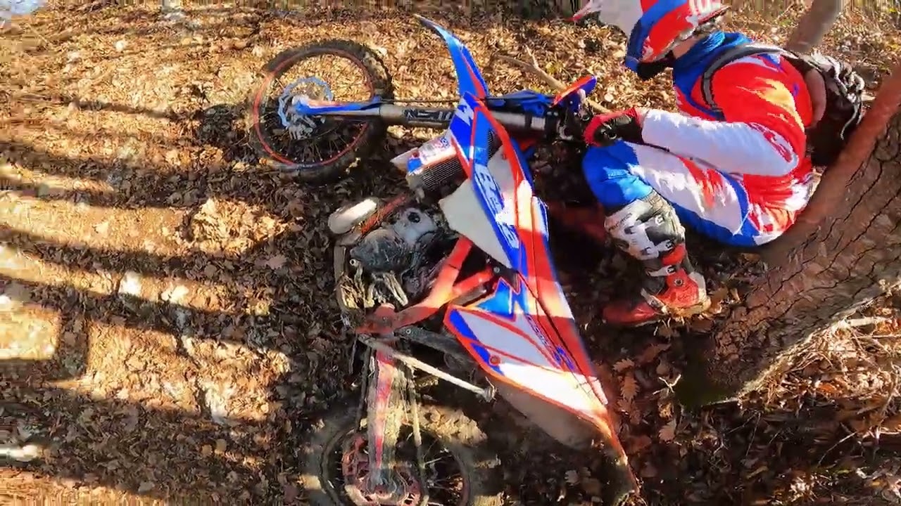 Beta XT 300 vs RR 200 on an IMPOSSIBLE HILLCLIMB
