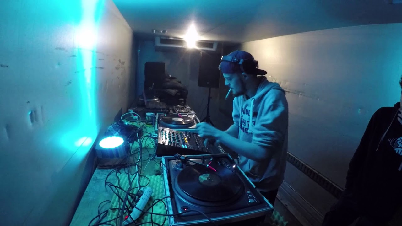 Aftermovie Hangar Party par Shtarbé / Aks / MangeTaTek / Overtek