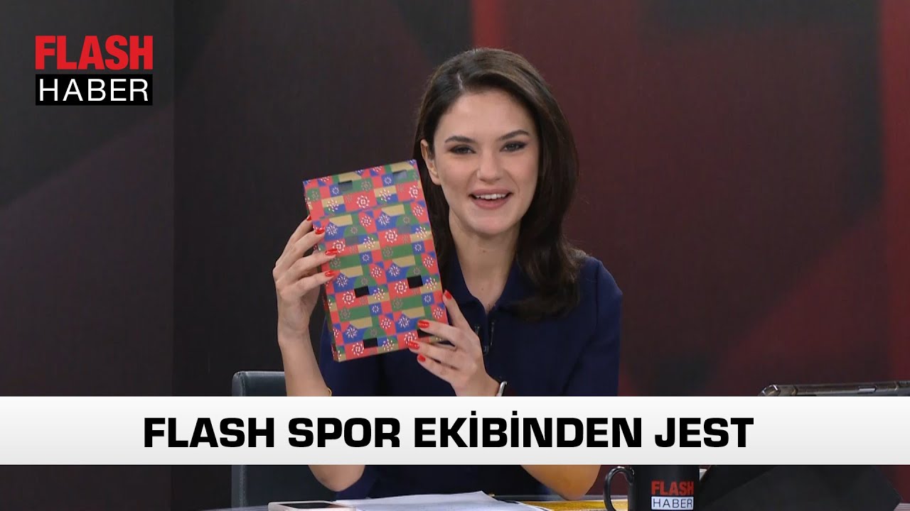 Flash Haber Spikeri Kardelen D&ouml;nmez'e Canlı Yayında Hediye