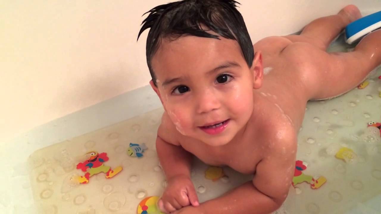 10/20/13 - Playing in the Tub