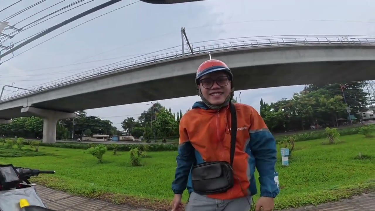 Chưa bgiờ long q9 rớt nước mắt nhiều như vậy thg con q￼❤️xe Grab#youtube #xuhuongyoutube #longq9 ￼