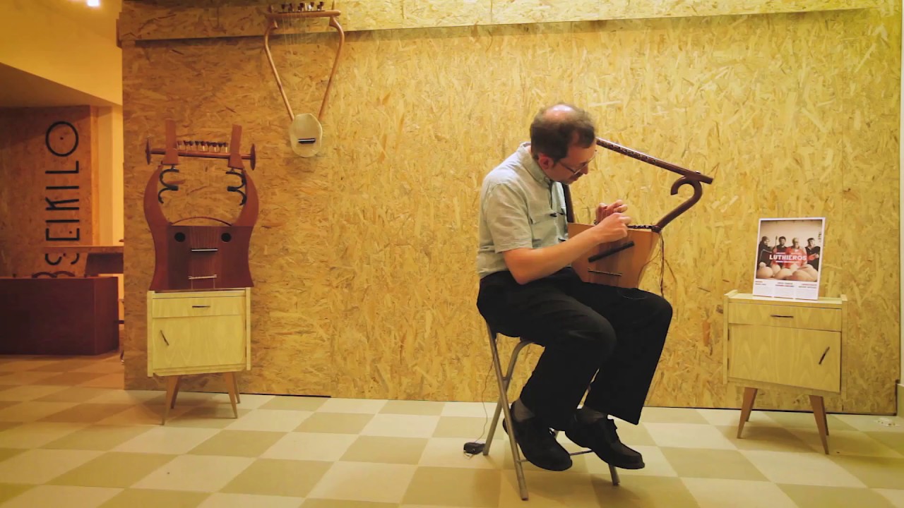 The lyre of King David – Har Meggido – Michael Levy - Luthieros Music Instruments