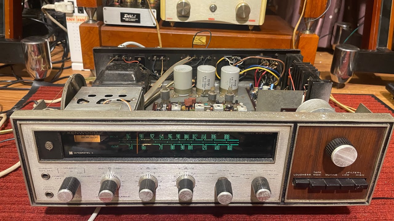 Thanh lí hộ khách Ampli Kenwood KR-100_đánh rất hay loa Mỹ Nhật cổ và Ae làm PRE_PRE e này cực hay!