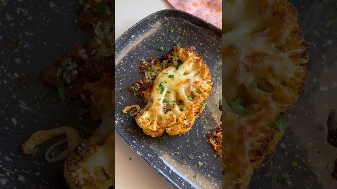 I lose weight making these Cheesy Cauliflower Steaks #shorts