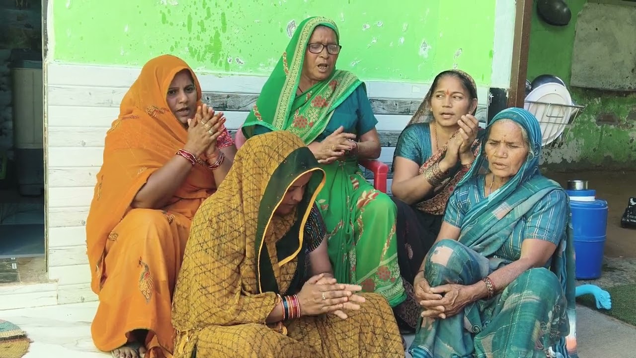 मैं तो चटक-मटक के चाला करती,  मेरी मंदि पड़ गई चाल बुढ़ापा आएगा 