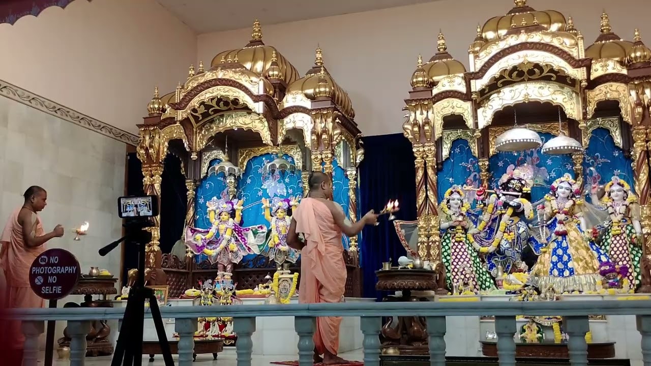 মহাপীঠ তারাপীঠ ইসকন মন্দিরে সন্ধ্যা আরতি দর্শন 🙏🙏🙏🙏 21/02/2026