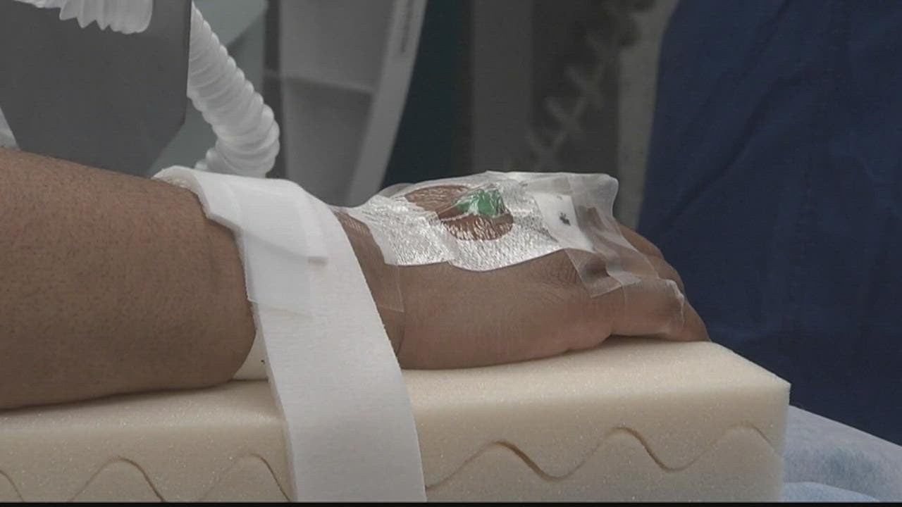 'A life or death situation' | Woman living with sickle cell describes dangers of waning blood supply