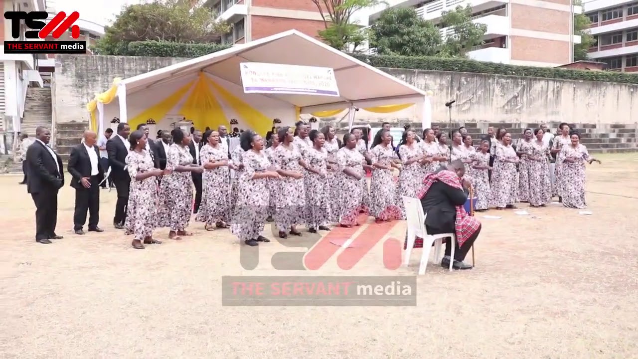 BABA NI BABA | KWAYA YA BMM YOMBO VITUKA
