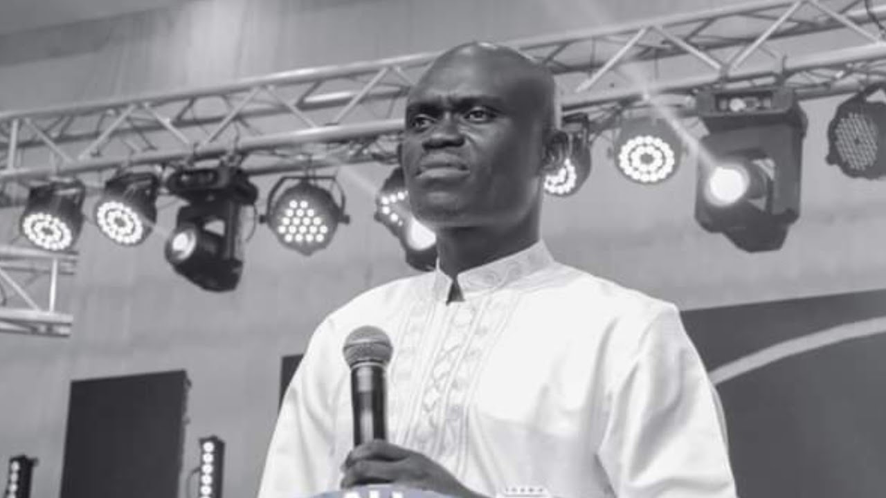 LEKAN REMILEKUN AMOS'S ILAJE UNDILUTED PRAISE AT THE ALL WHITE CONCERT 7