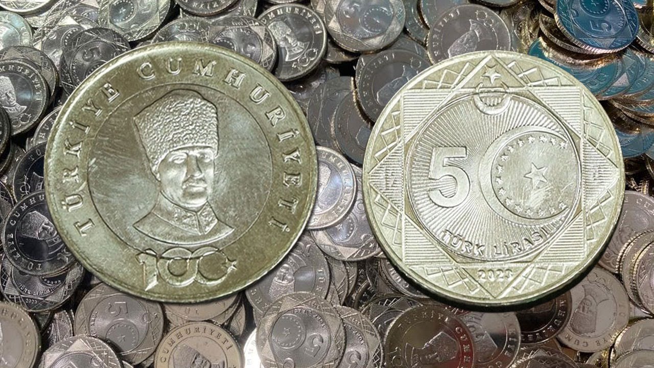 Darphanede tartışmalı madeni 5 liranın basım aşamasını DHA görüntüledi
