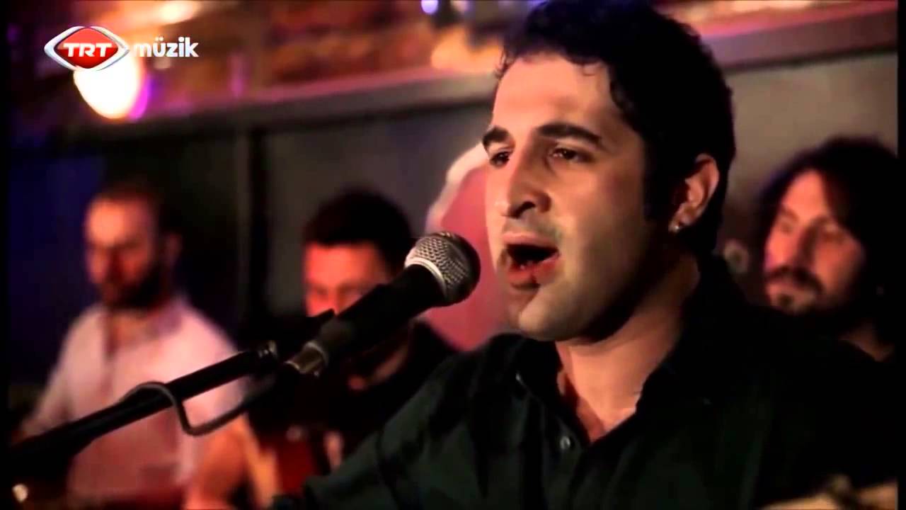 Mustafa Ardıç & Grup Alzaymır - Sen Varsın Orda (TRT MÜZİK)