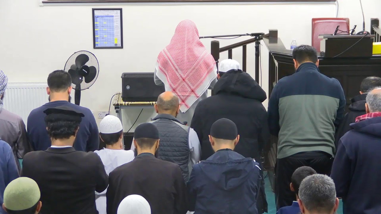 Salatul Maghrib followed by Quran Circle - Qari Umar Al-Qasim