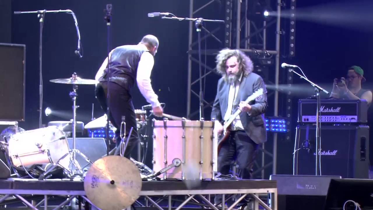 The Inspector Cluzo @ Pentaport Festival, Incheon South Korea - Put Your Hands Up