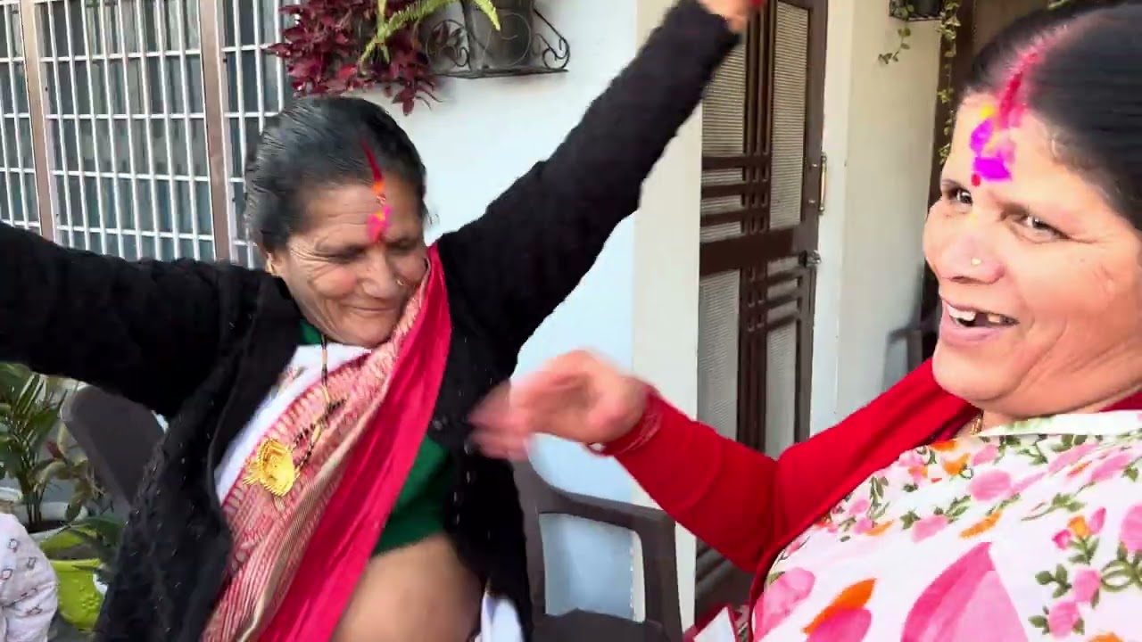 🎉🎉अल्मोड़ा में होली की धूम॥ rang barse, जल कैसे भरू जमुना गहरी॥
