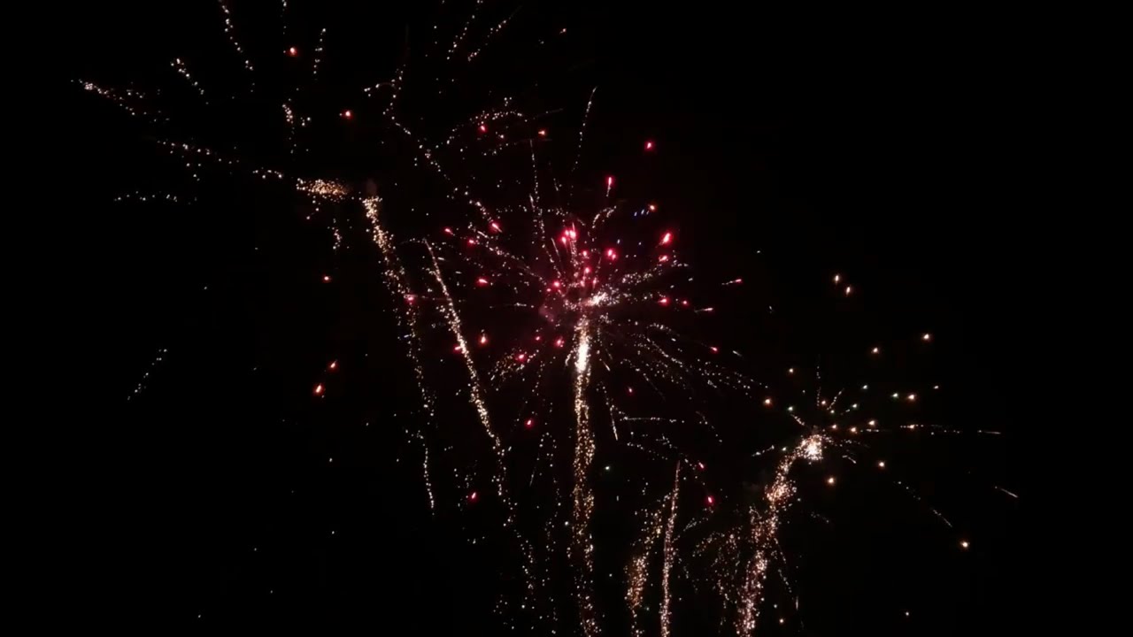 💥Pyroshow 1500-A Malibu Verbundfeuerwerk (Batch 2023) Vorschießen Meißen Megafeuerwerksverkauf💥