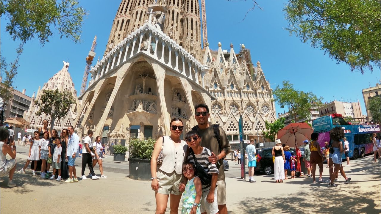 Barcelona Spain pt.3 2024 // Sagrada Familia // la Boqueria #058