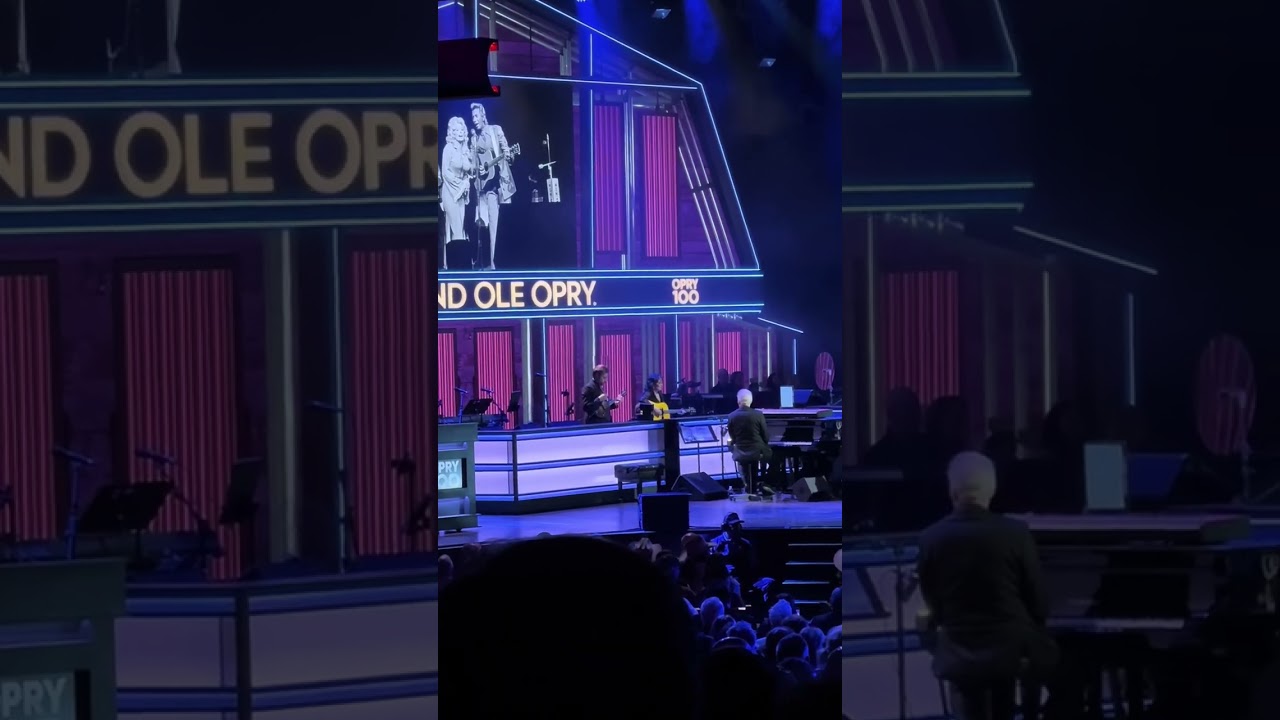 THE GRAND OLE OPRY🩷