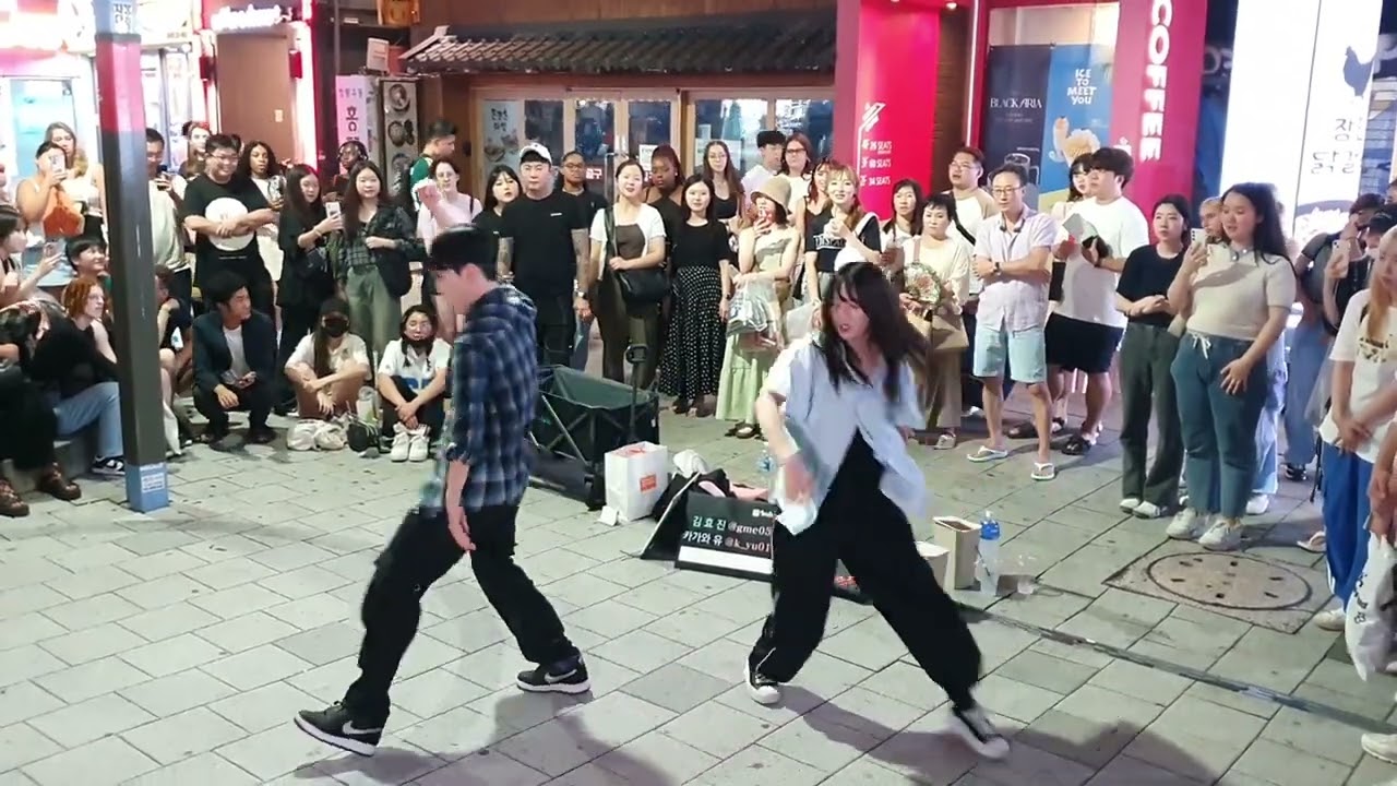 [STREET ARTIST] YU KAGAWA & HYOJIN. INTERACTIVE HONGDAE BUSKING. 230815.