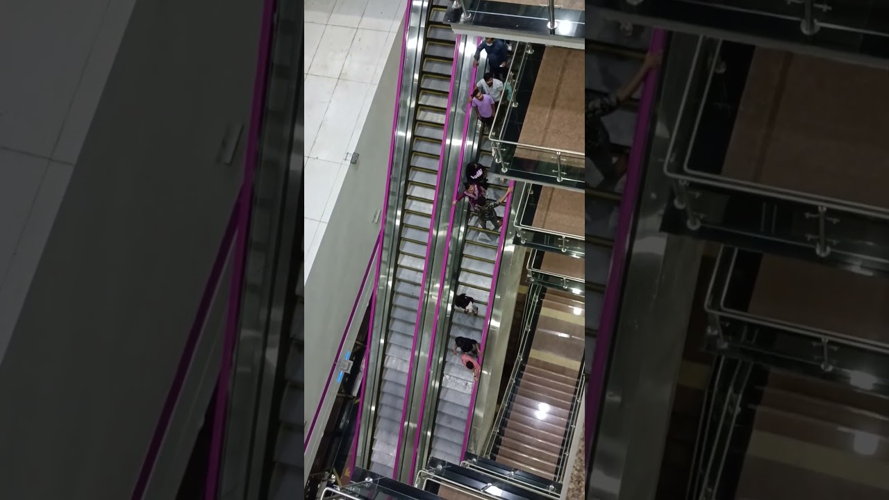 Civil Court Pune - India's deepest metro station