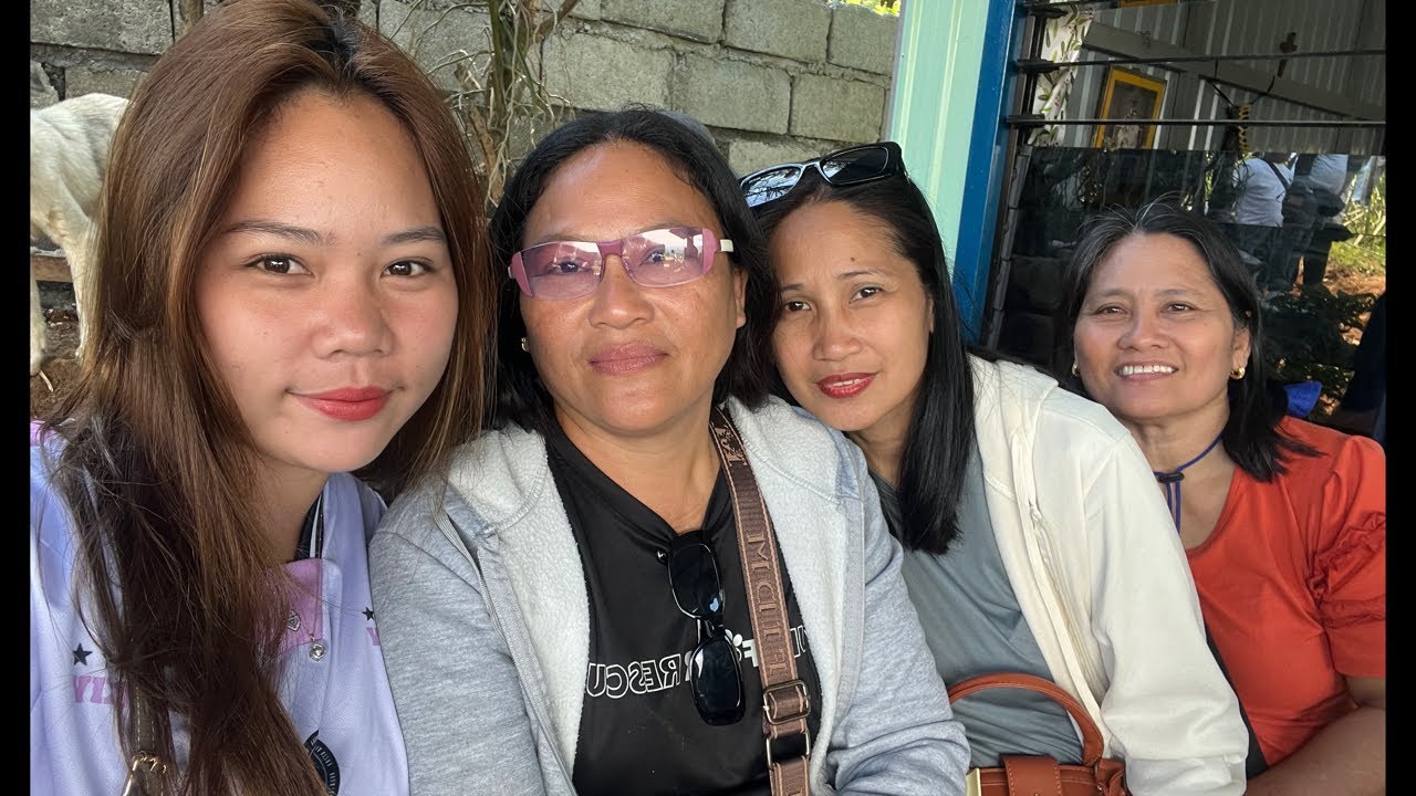 KAKAUWI LANG GALING SA FEEDING!