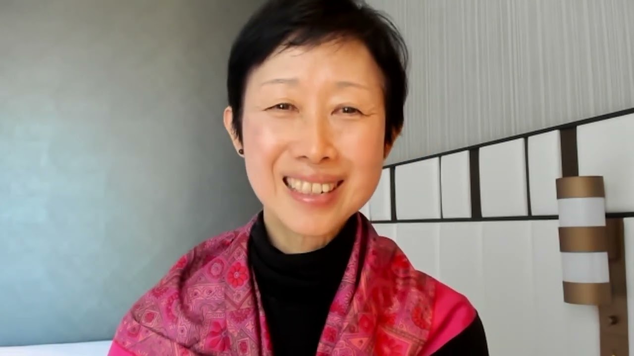 Love without limit, LIfe without fear - walking in the light - with Q&A - Fujiko signs, Speaker