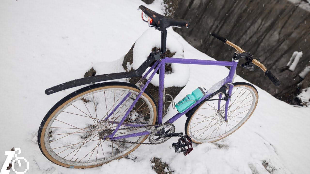 Brakeless Fixed Gear Riding in Snow is Idiotic and Tons of Fun