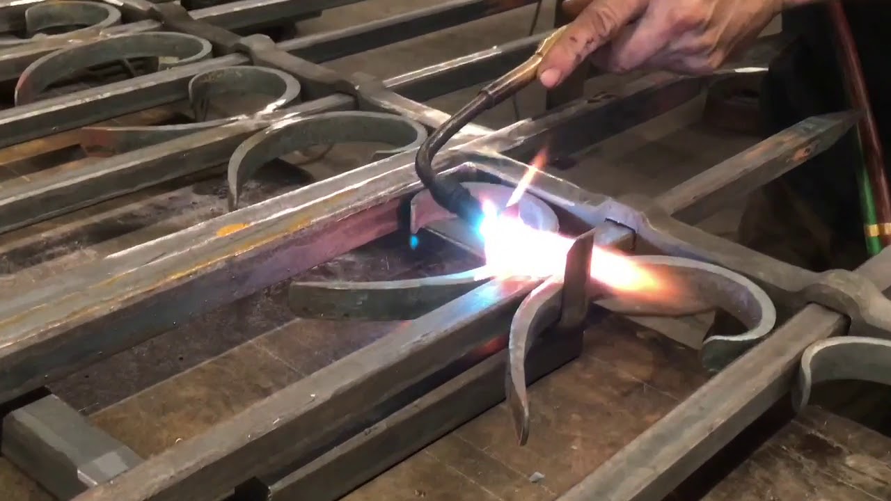 Forging a simple collar