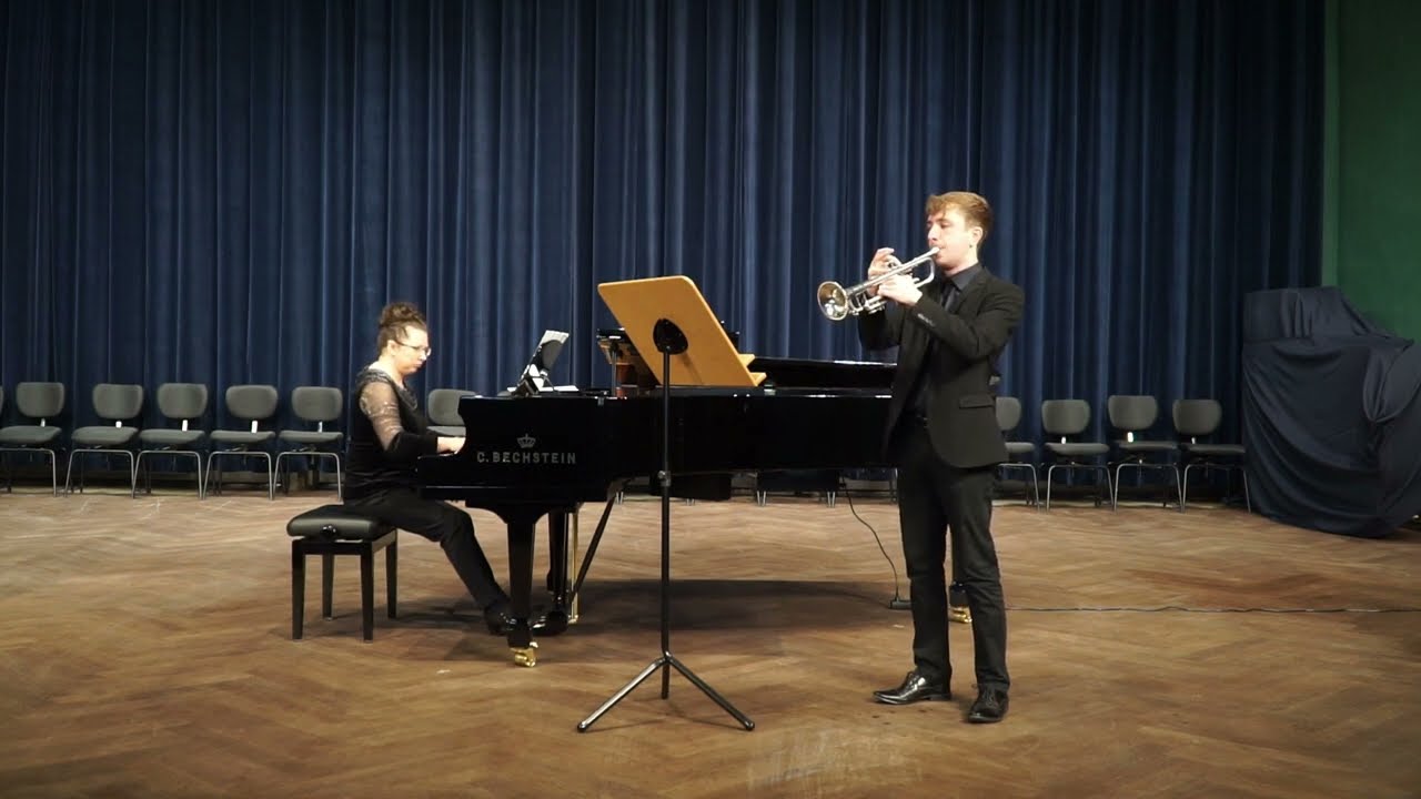 J.N. Hummel - Konzert für Trompete in B und Piano, cz. I Allegro con Spirito