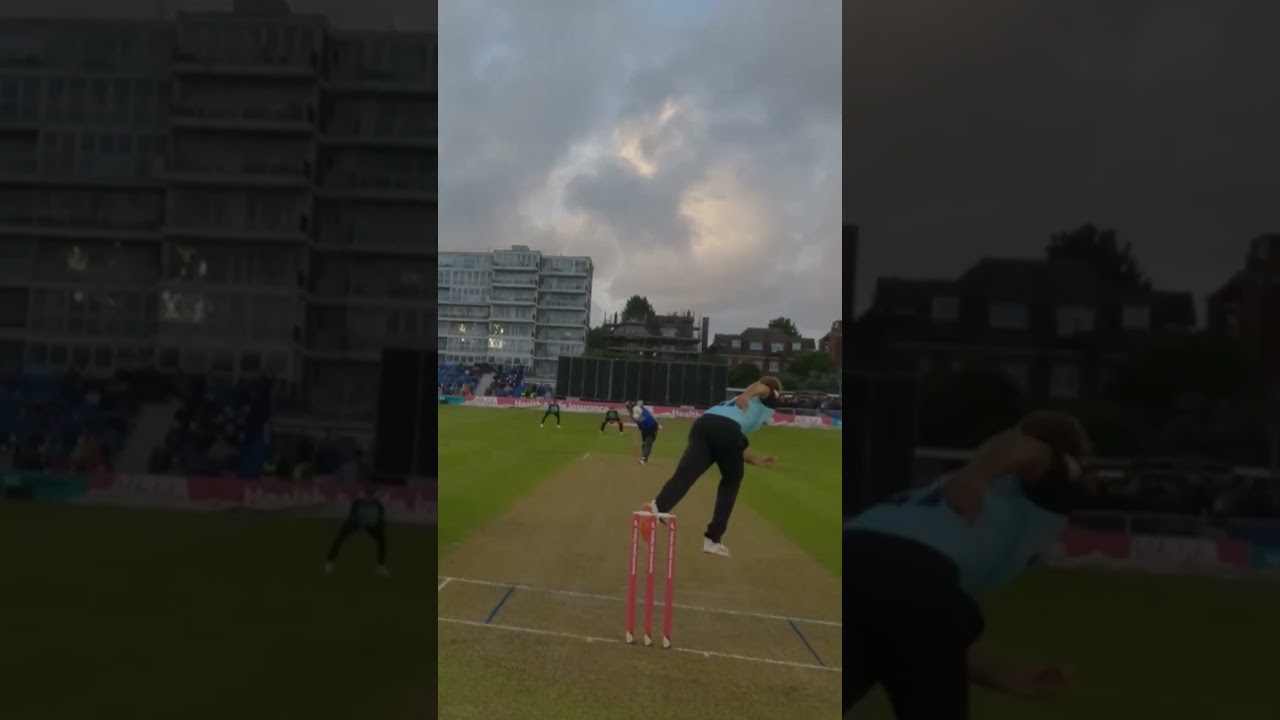 Spencer Johnson smashes the stumps with 90mph rocket