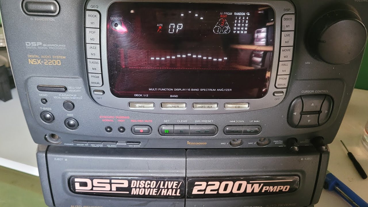 VISOR APAGANDO - Aiwa NSX-2200