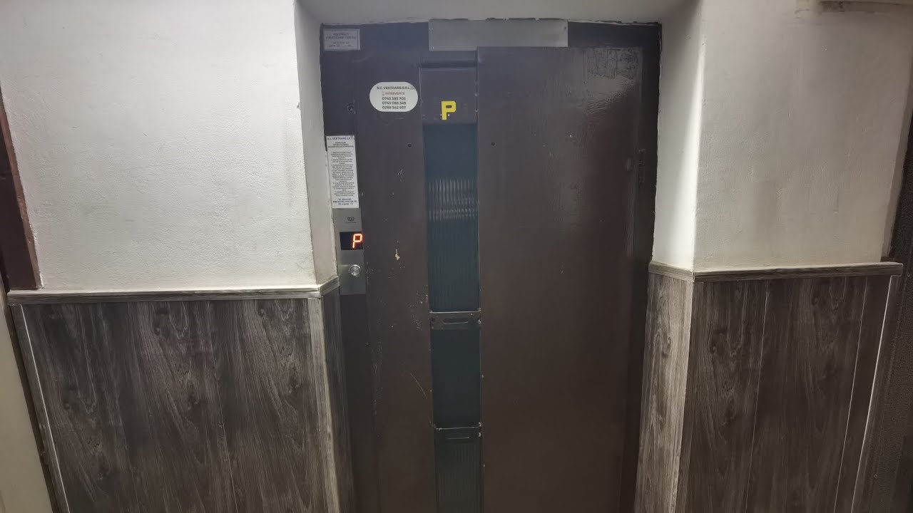 Old Modernised IFMA Traction Elevator@ Strada Tudor Vladimirescu Nr. 36 Bl. 3, Brașov, Romania