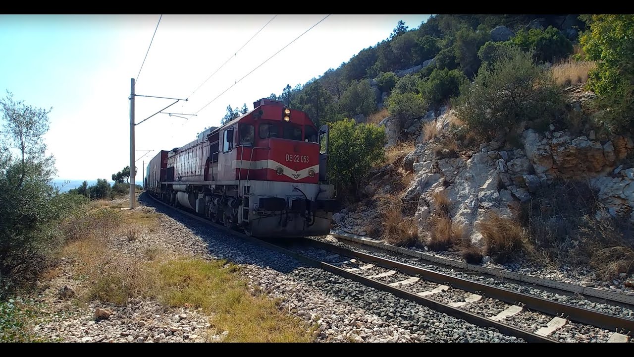 Yük Treni DE22053 Km 311+371 Demirçit Konumu / Freight train, between Karaisalı Bucağı-Hacıkırı