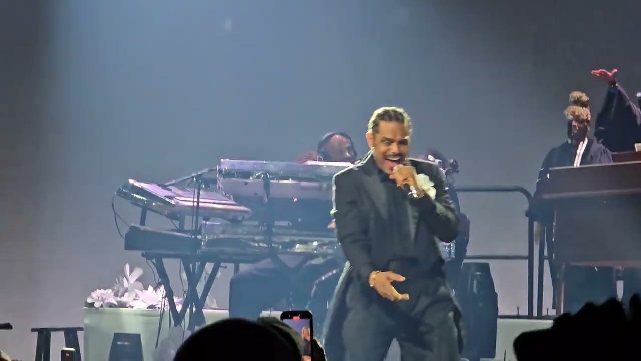 MAXWELL...GO-GO (ASCENSION) MGM D.C. SEPT. 2025