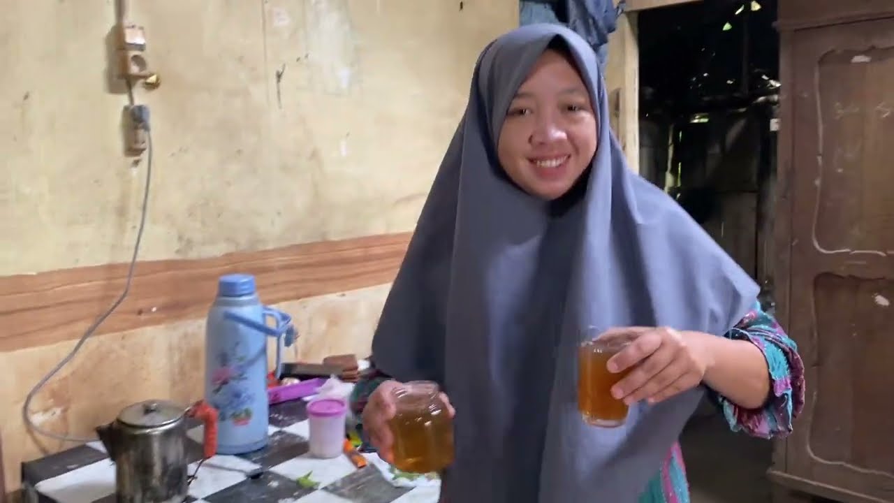 Makan Sayur Asem Bareng Istri ||Tau Makanan Kesukaan Suami🤲🏻