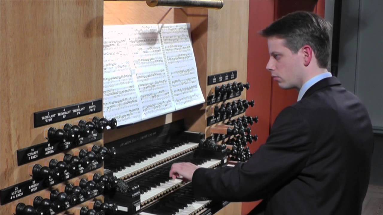 J. S. Bach - BWV 676 - Allein Gott in der Höh' sei Ehr', a 2 Clav. e Pedale