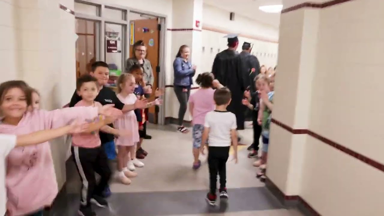 DAVID PROUTY HIGH SCHOOL SENIOR STROLL 2025