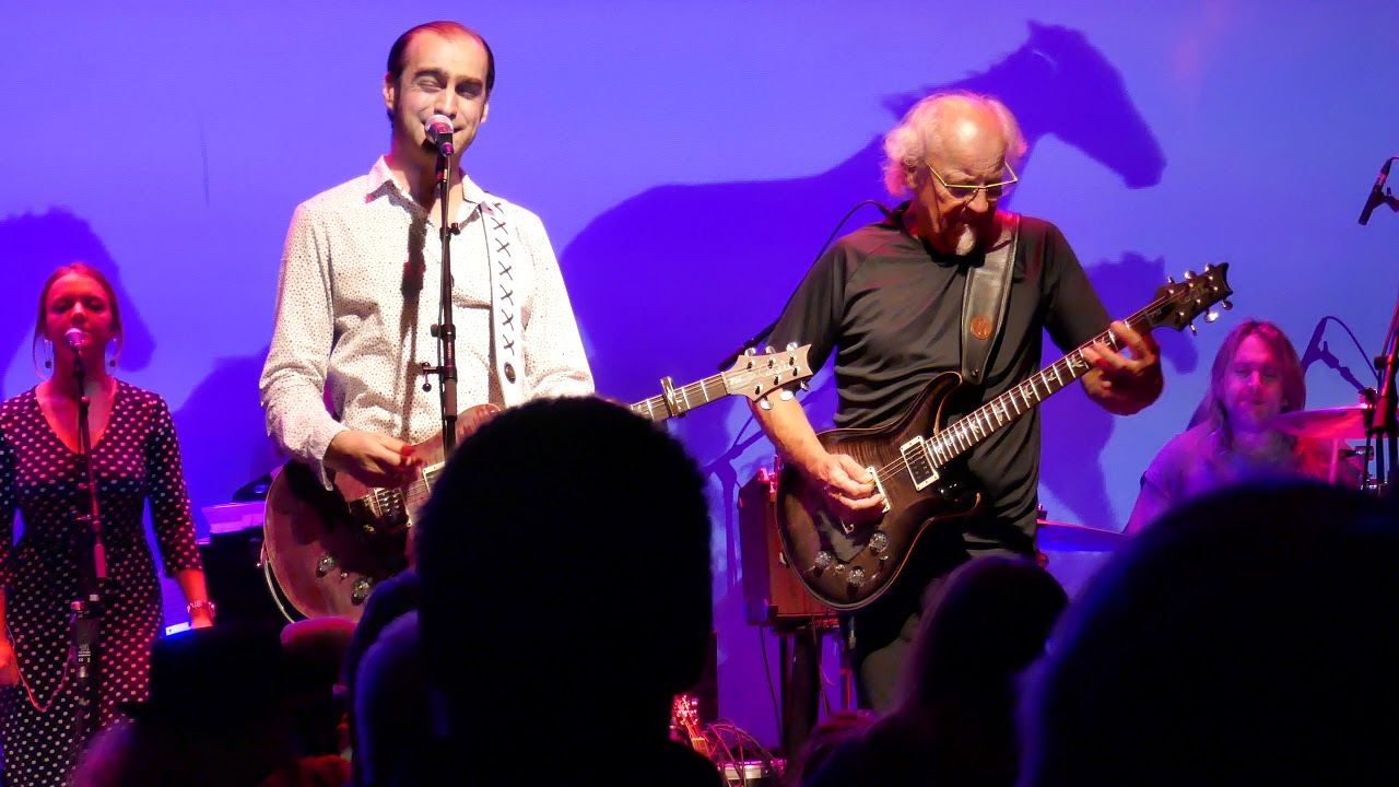 Martin Barre  2019-04-21 Sellersville Theater 