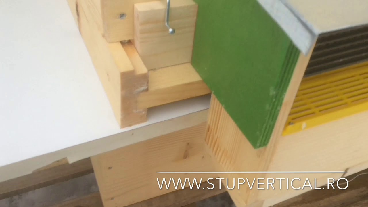 Oferta stupi de albine - 10 rame parafinat cu colector de polen