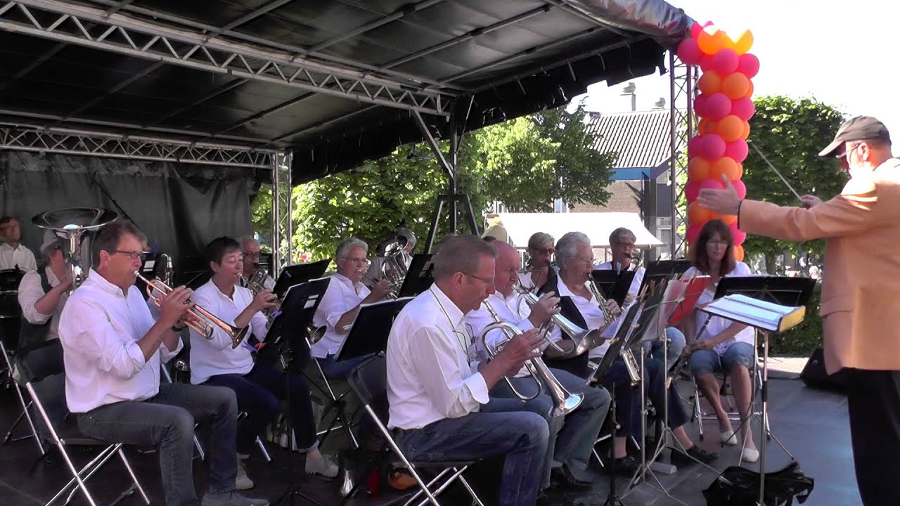 Vera Lynn Forever /Maarssens Blaasorkest o.l.v. A.Romanov 6-06-2015