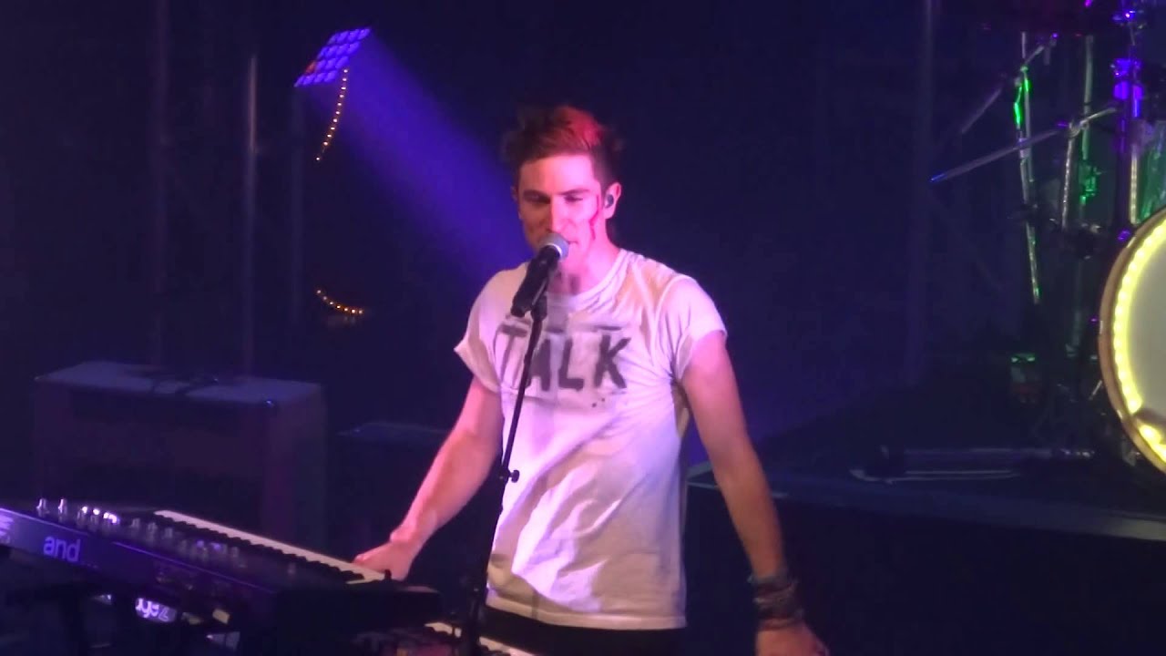 Walk the Moon - Work This Body (Live in NYC @ Terminal 5)