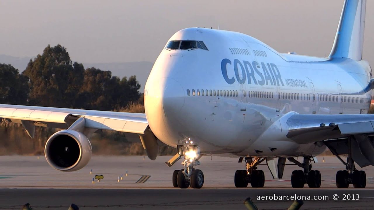 [FULL HD] Corsair Int'l 747-422 roll on take-off Barcelona-El Prat